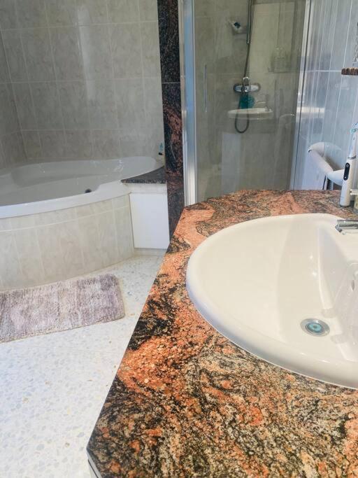 Impresionante Villa Con Piscina - Oliva Nova Exterior foto